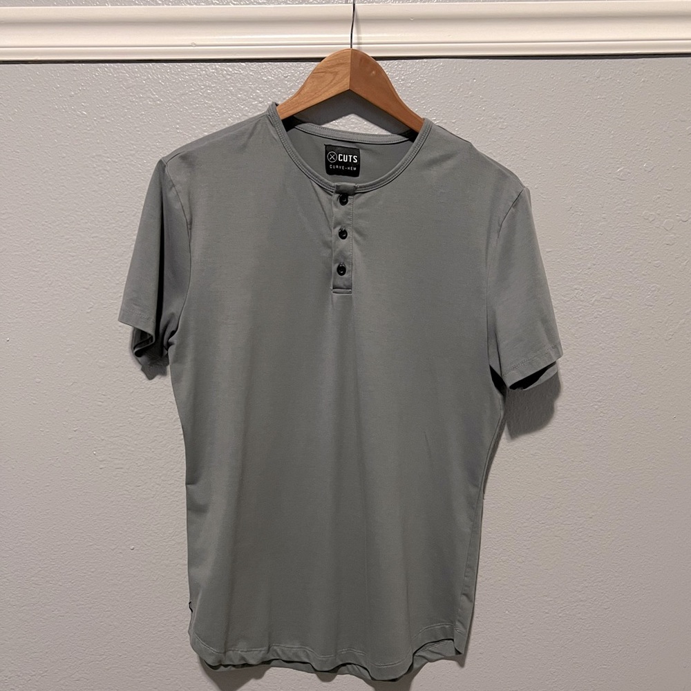 Cuts short sleeve Henley T-Shirt
